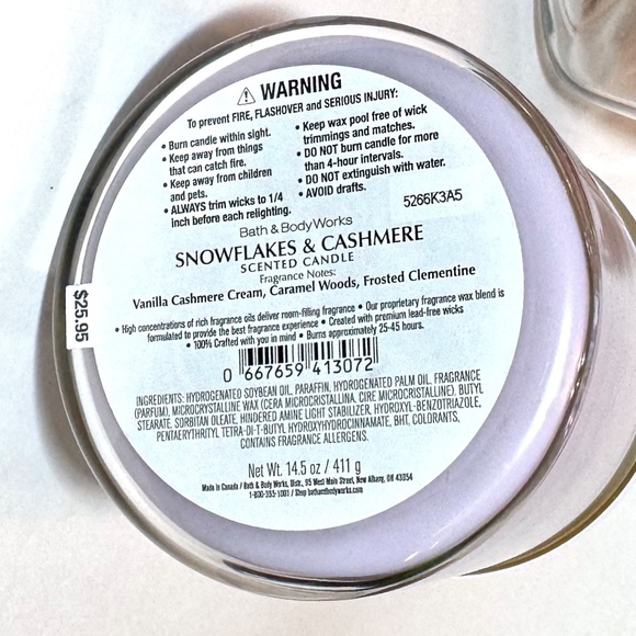 SNOWFLAKES & CASHMERE 3 Wick Candle - Picture 3 of 3